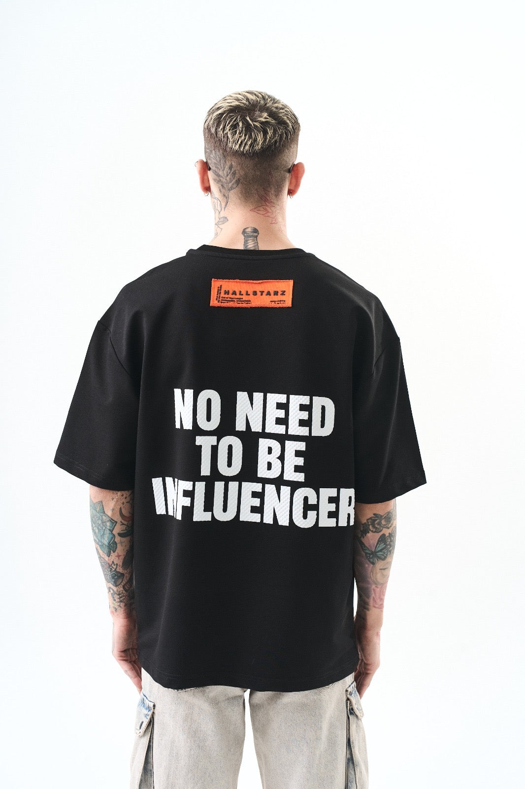 INFLUENCER